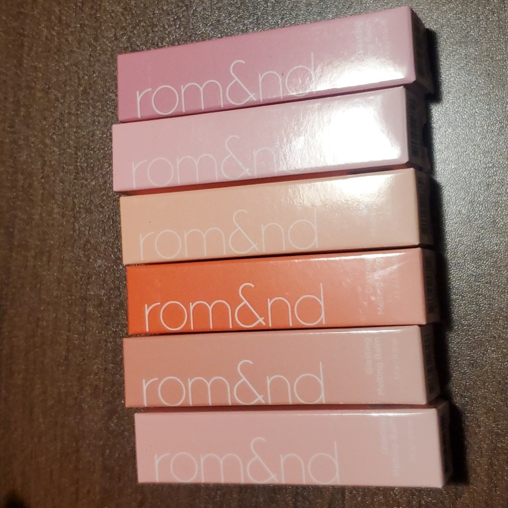 Romand glasting melting balm